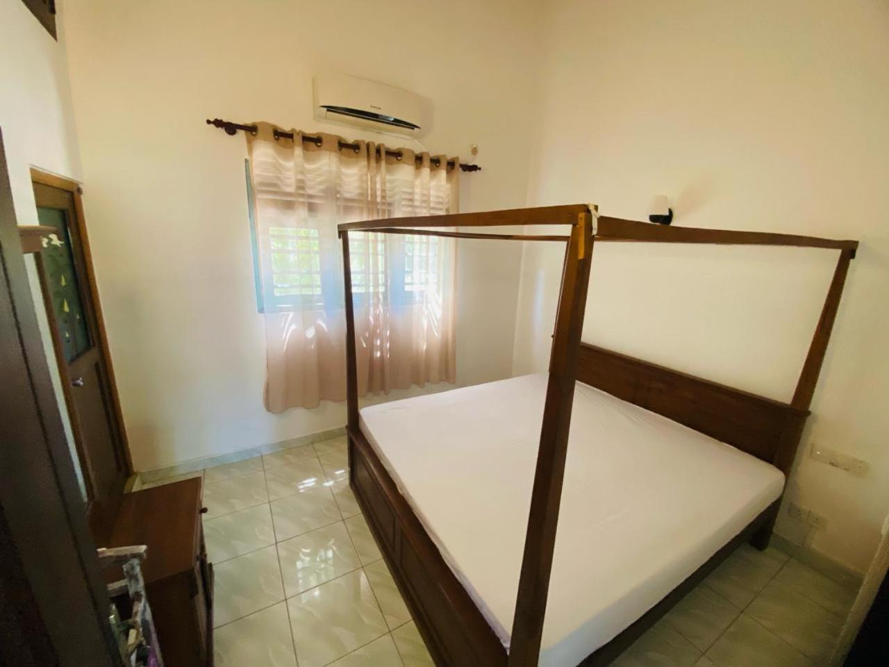 Huugaba Hotel Ahangama Kültér fotó
