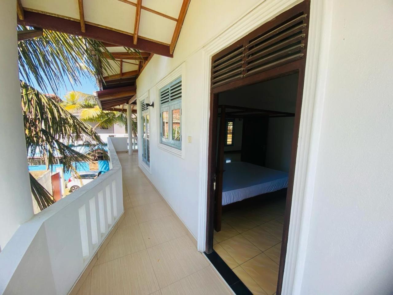 Huugaba Hotel Ahangama Kültér fotó